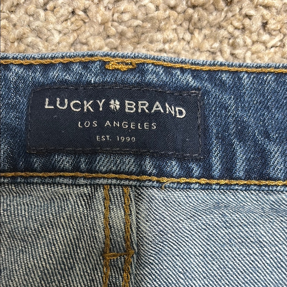 Lucky Brand Men’s Blue Jeans - Picture 2 of 6